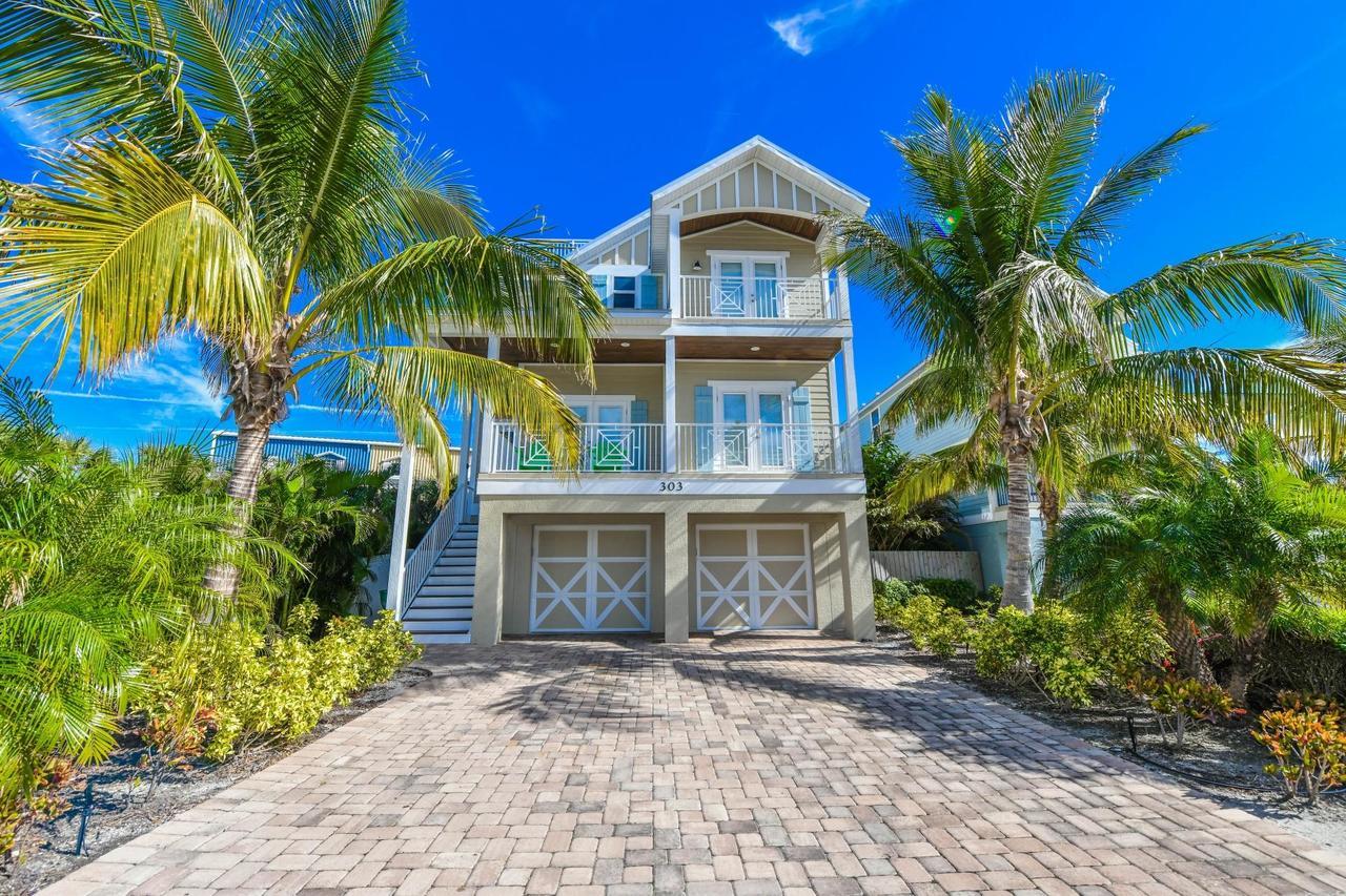 Nautical Tides Villa Bradenton Beach Exterior photo