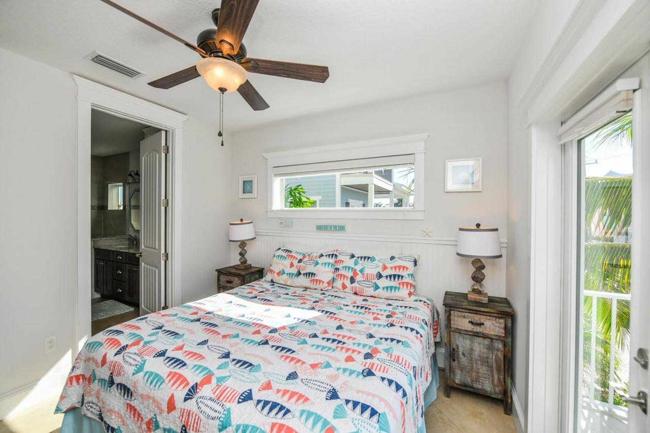 Nautical Tides Villa Bradenton Beach Exterior photo
