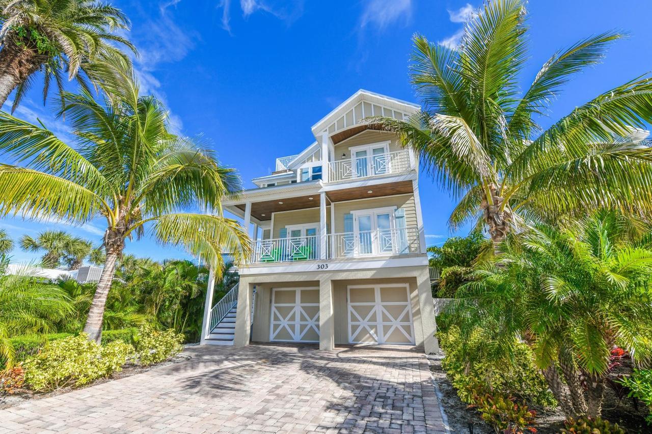 Nautical Tides Villa Bradenton Beach Exterior photo
