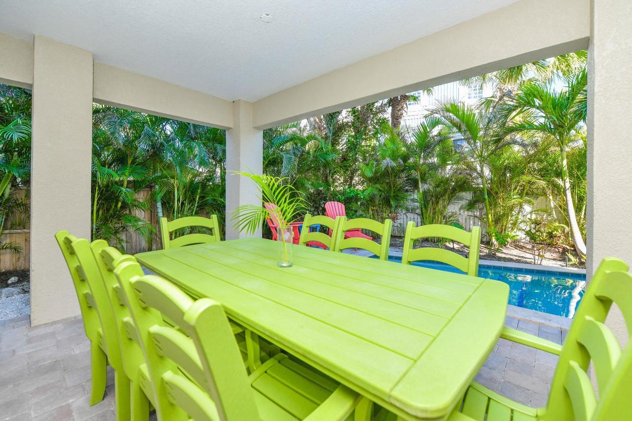 Nautical Tides Villa Bradenton Beach Exterior photo